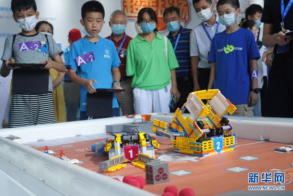 机器人|全国青少年人工智能教育成果展示大赛在江西举行